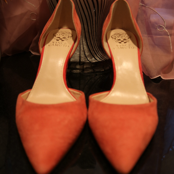 Vince Camuto Dress Shoes heels Orange Suede 8.5 - Picture 1 of 6